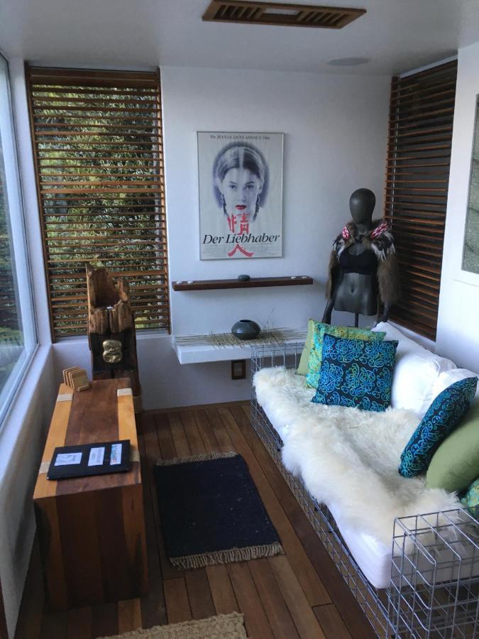 Te Whare -Lake Tarawera Tree-Top Nest Exterior photo